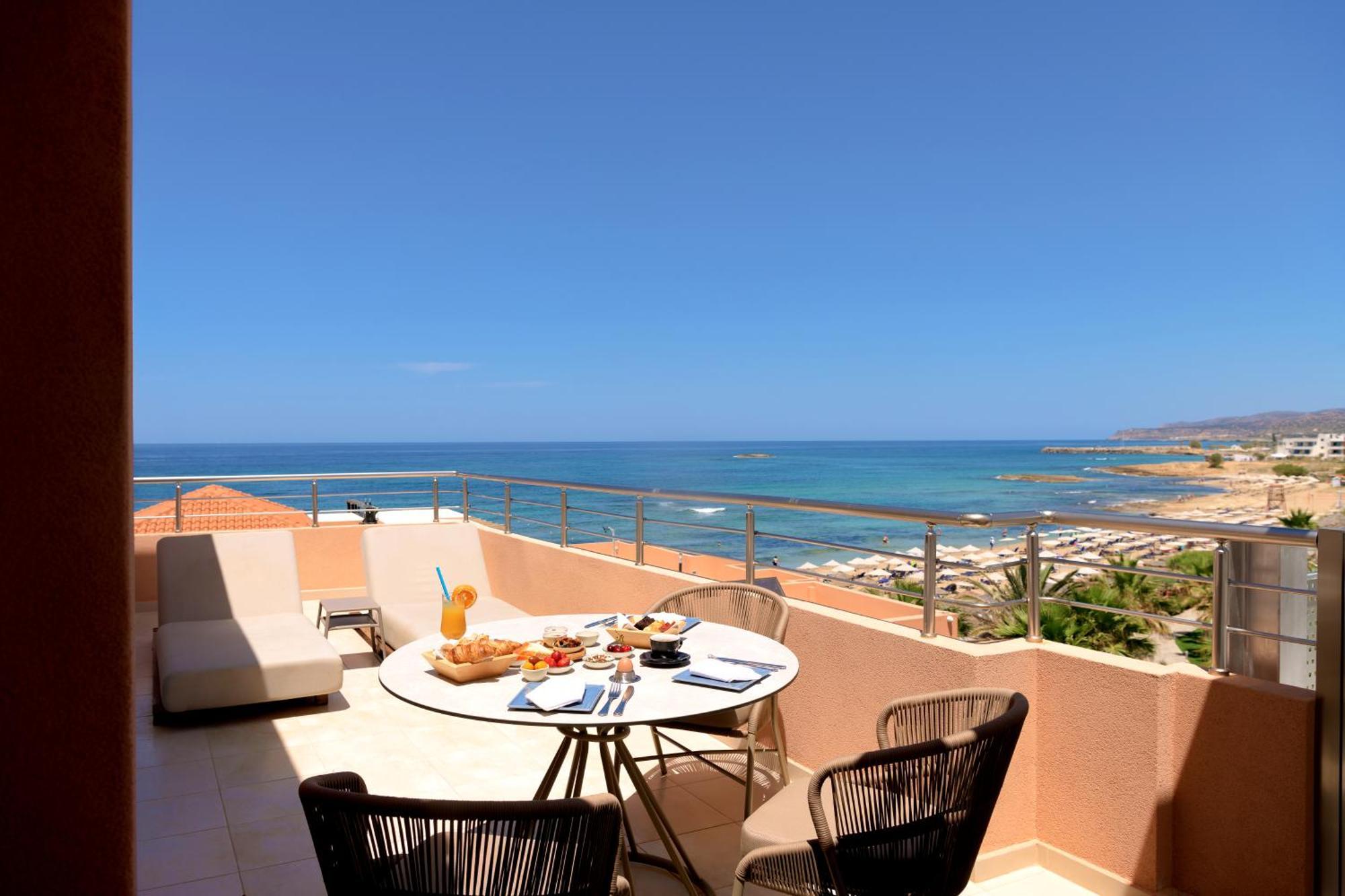 High Beach Resort Малиа Экстерьер фото
