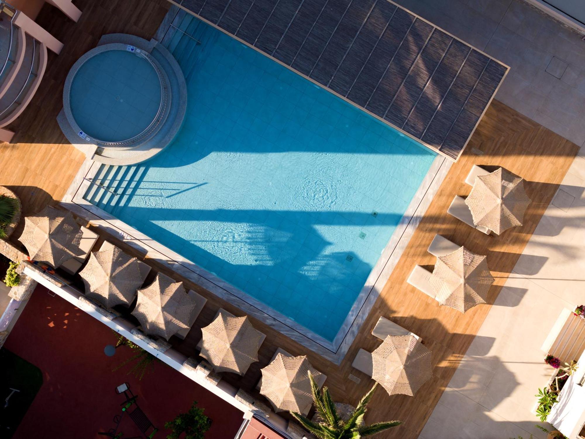High Beach Resort Малиа Экстерьер фото